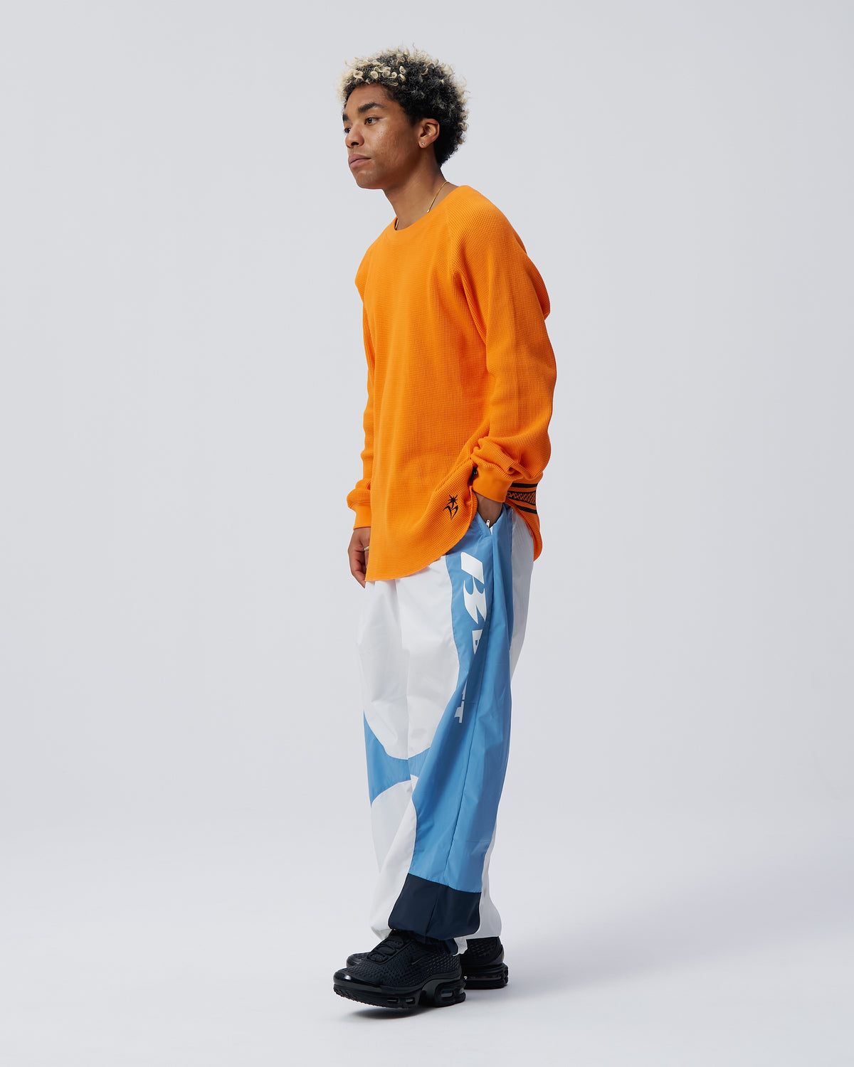 B Logo Raglan Thermal