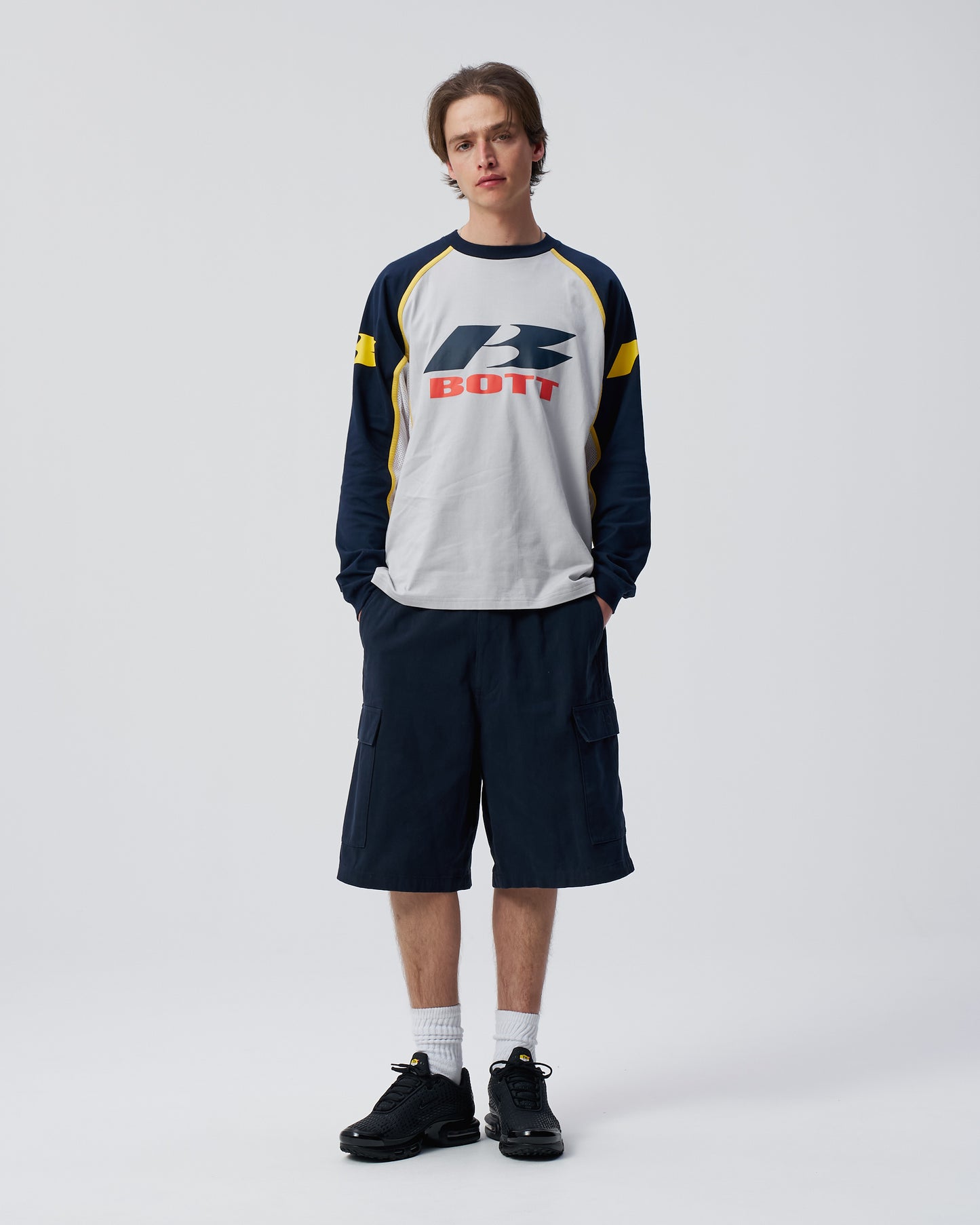Speed Logo Paneled Top