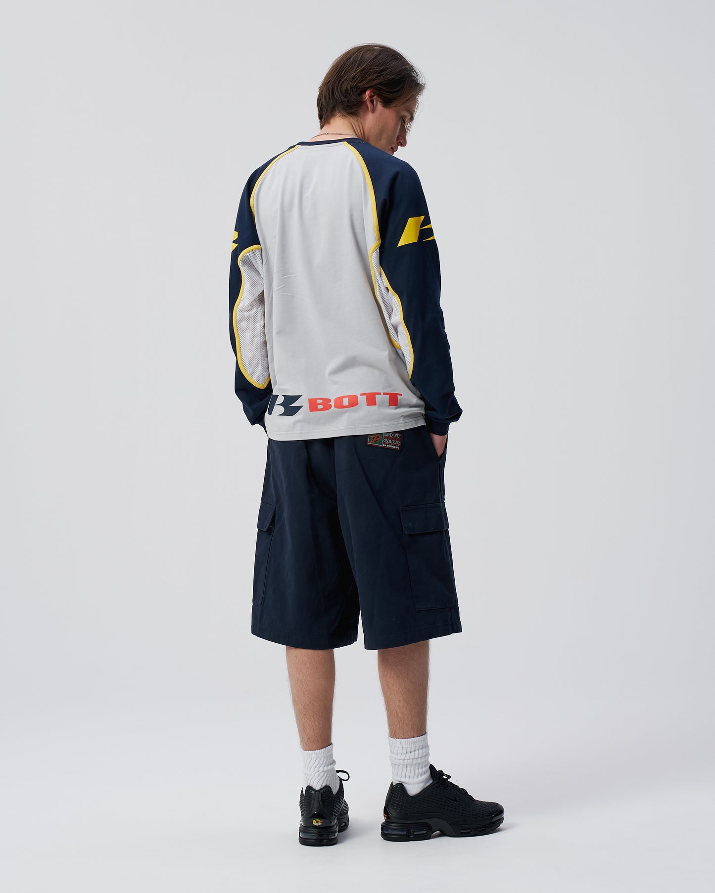 Speed Logo Paneled Top