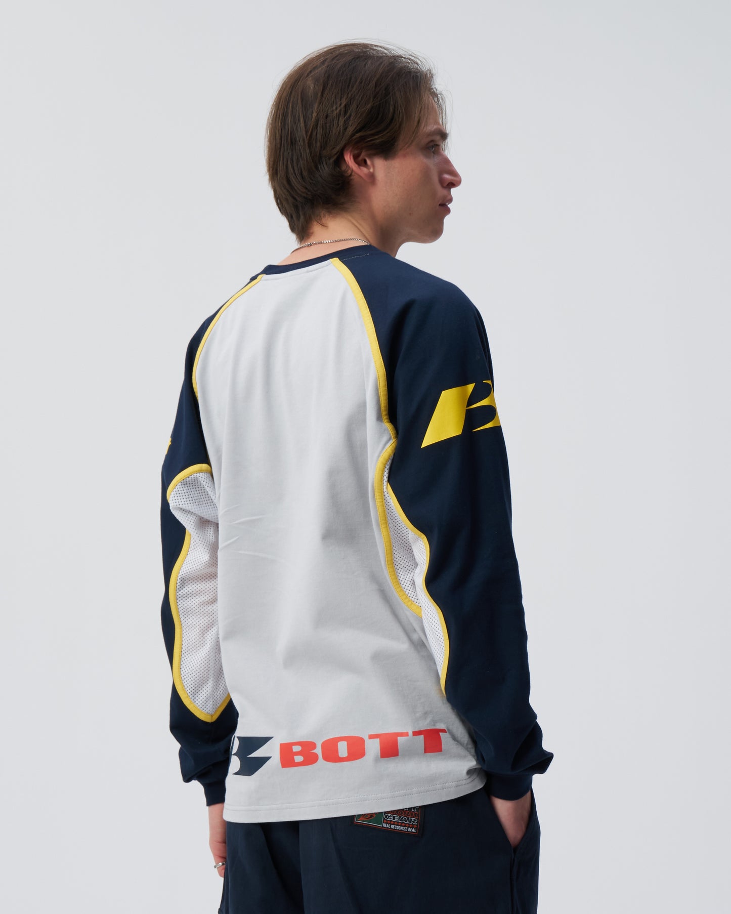 Speed Logo Paneled Top