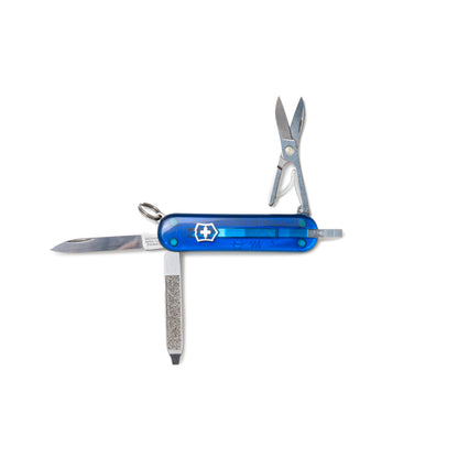 BoTT x VICTORINOX Classic SD