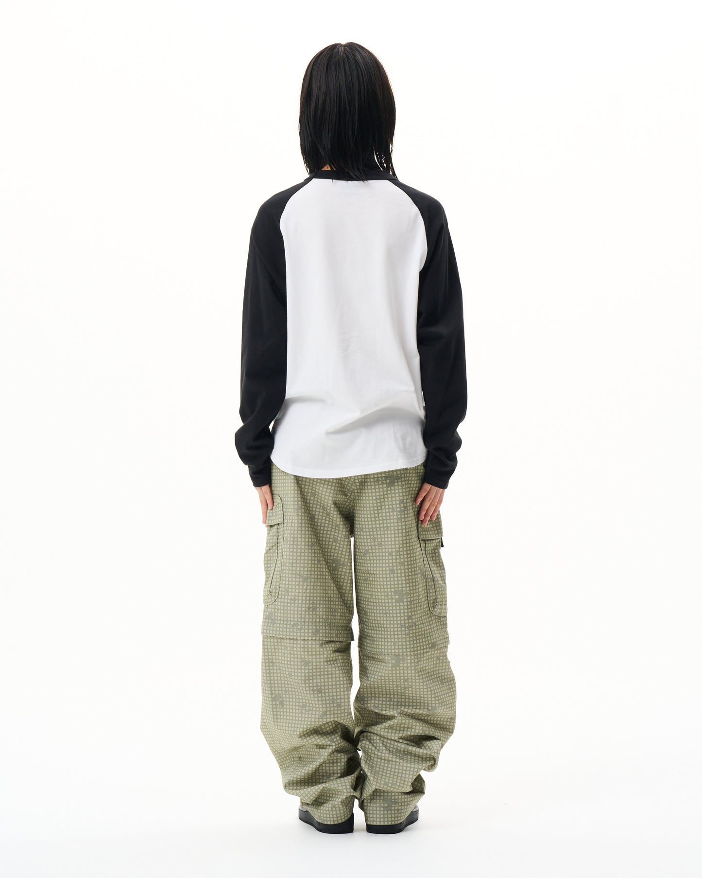 Big Boots Raglan L/S Tee