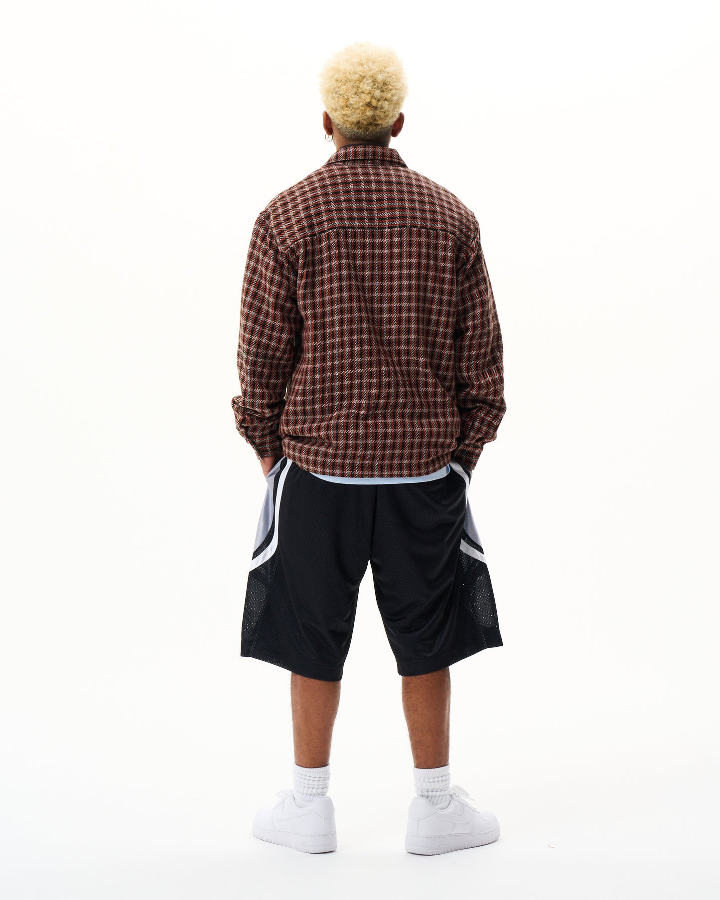 Piped Mesh Short